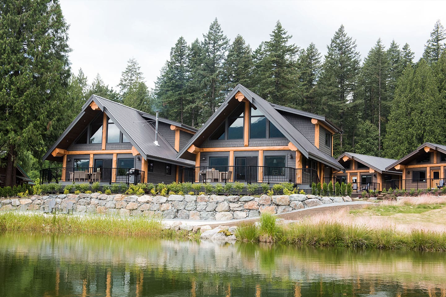 Exterior of Log Cabin Kit, BC Log Home Builder.