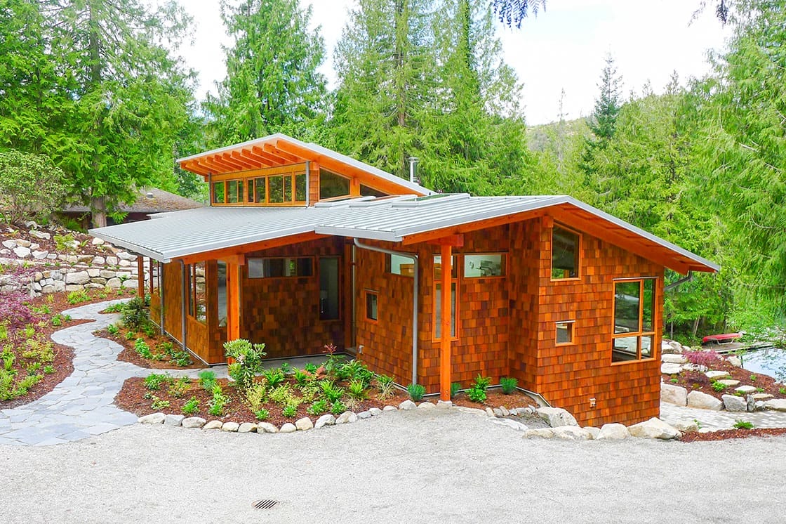 Custom Built Timber Frame Log Home, BC Log Home Builder.