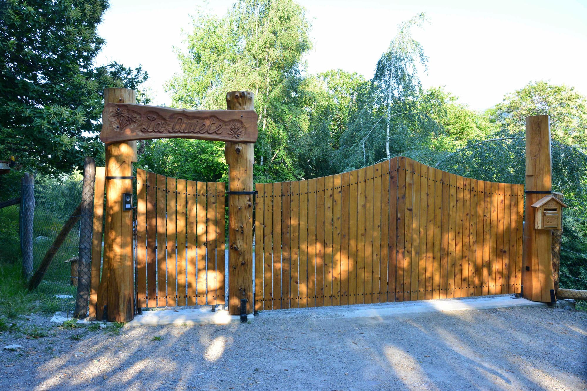 Italian Log Log Gate