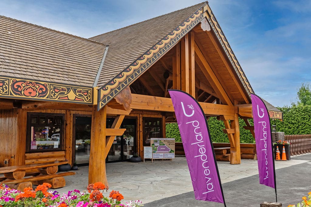 British Columbia exterior post and beam log home.