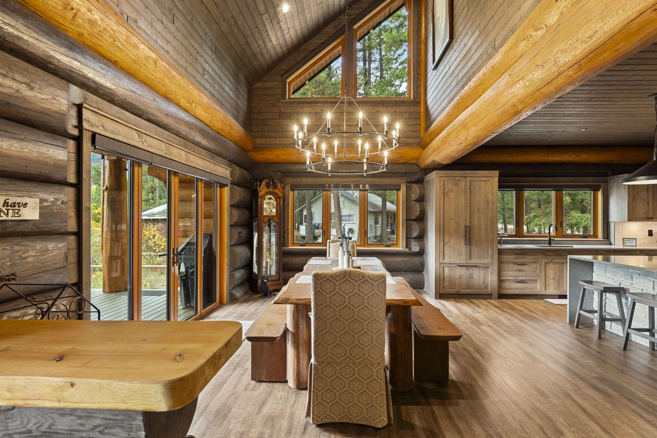 Tulameen B.C. Full Scribe Log Home