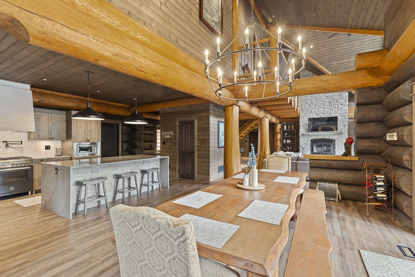 Tulameen B.C. Full Scribe Log Home