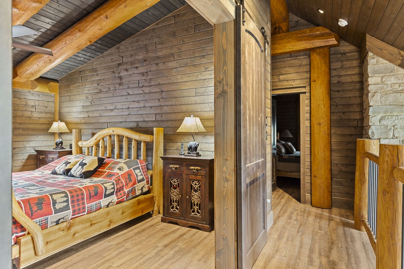 Tulameen B.C. Full Scribe Log Home