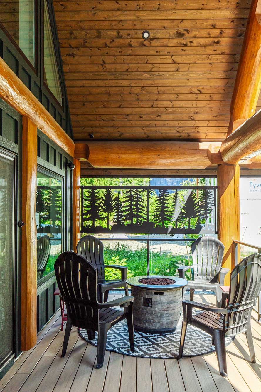 Sasquatch log Cabin(6)