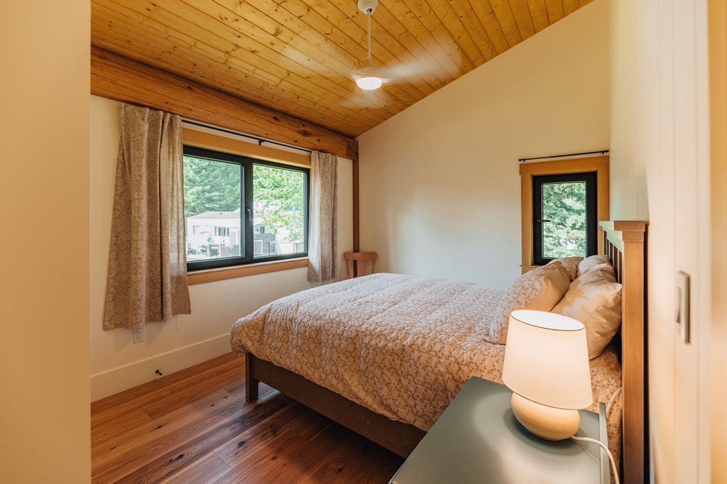 TimothyLakeCabin